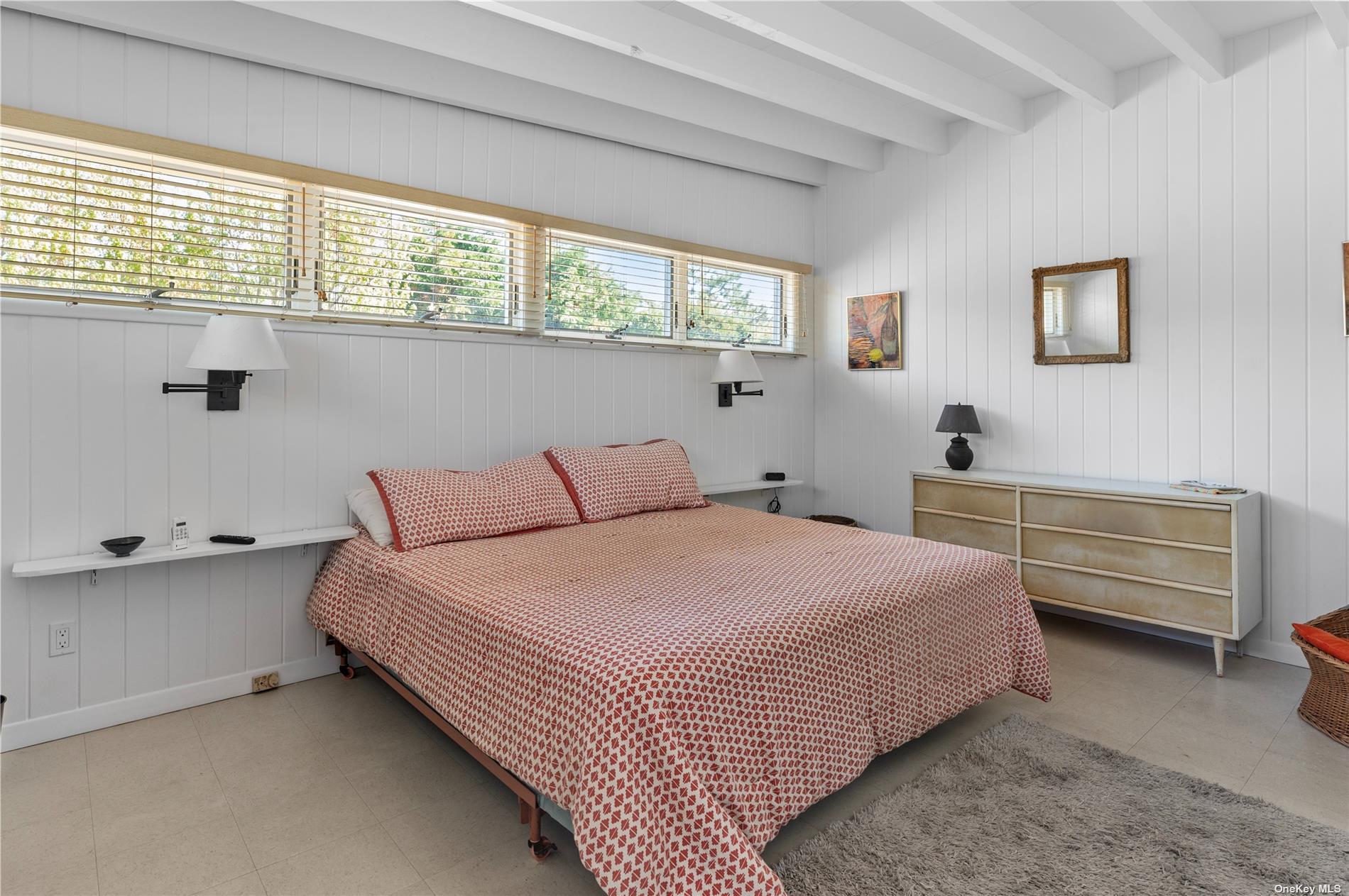 #7 photo, 32 Kelp Avenue, Seaview , NY 11770