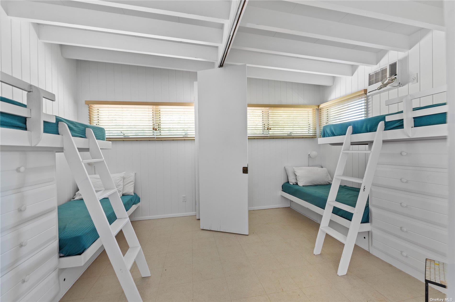 #9 photo, 32 Kelp Avenue, Seaview , NY 11770