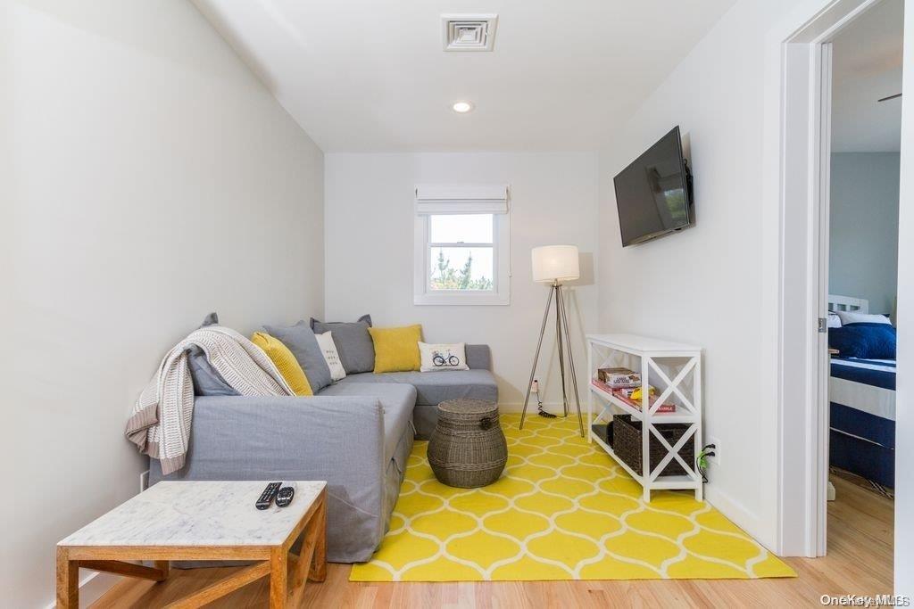 #8 photo, 109 Bungalow Walk, Ocean Beach , NY 11770