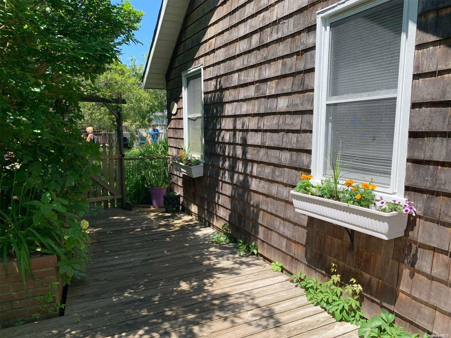 #4 photo, 120 Bungalow Walk, Ocean Beach , NY 11770