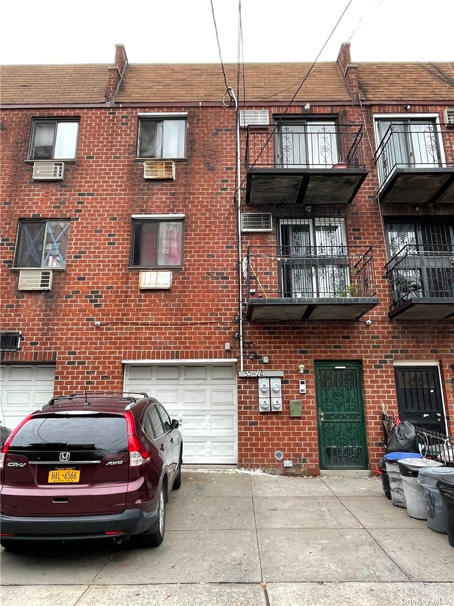 #1 photo, 55-24 98th Street, クイーンズ区 Corona , NY 11368