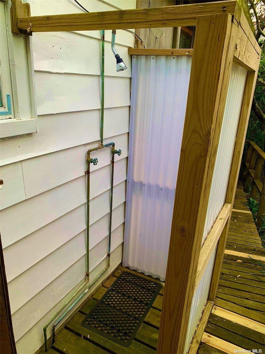 #11 photo, 30 Gale Walk, Seaview , NY 11770