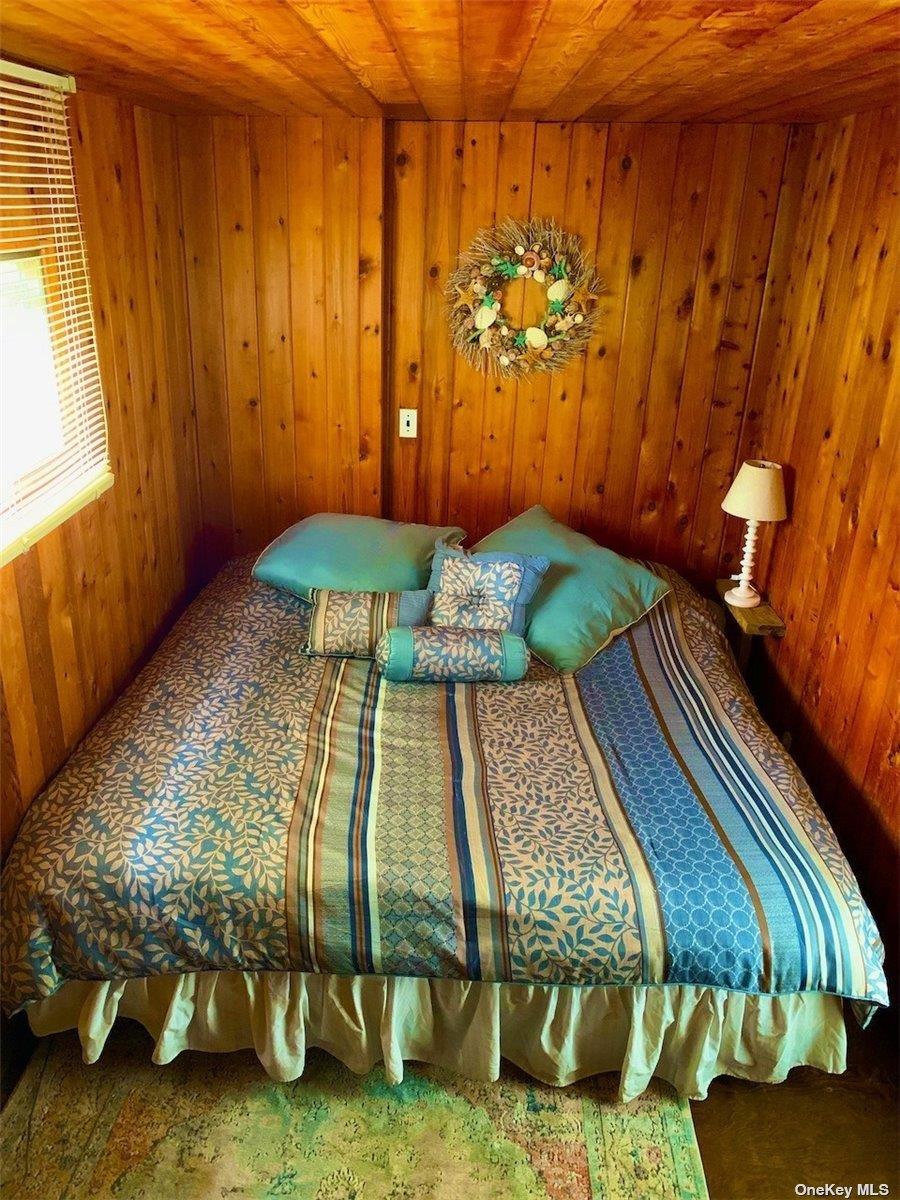 #8 photo, 30 Gale Walk, Seaview , NY 11770