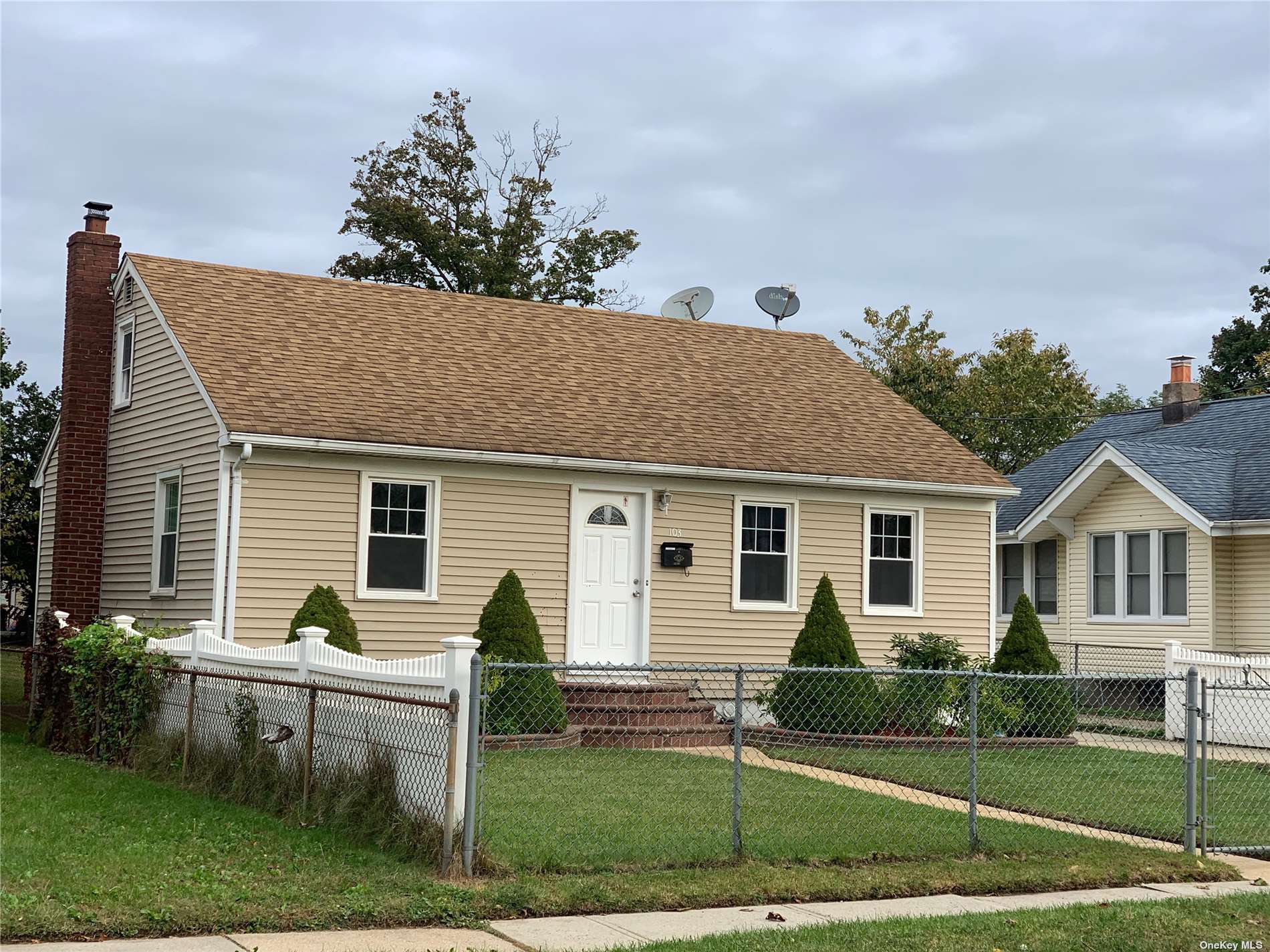 #1 photo, 103 Grand Avenue, Freeport , NY 11520