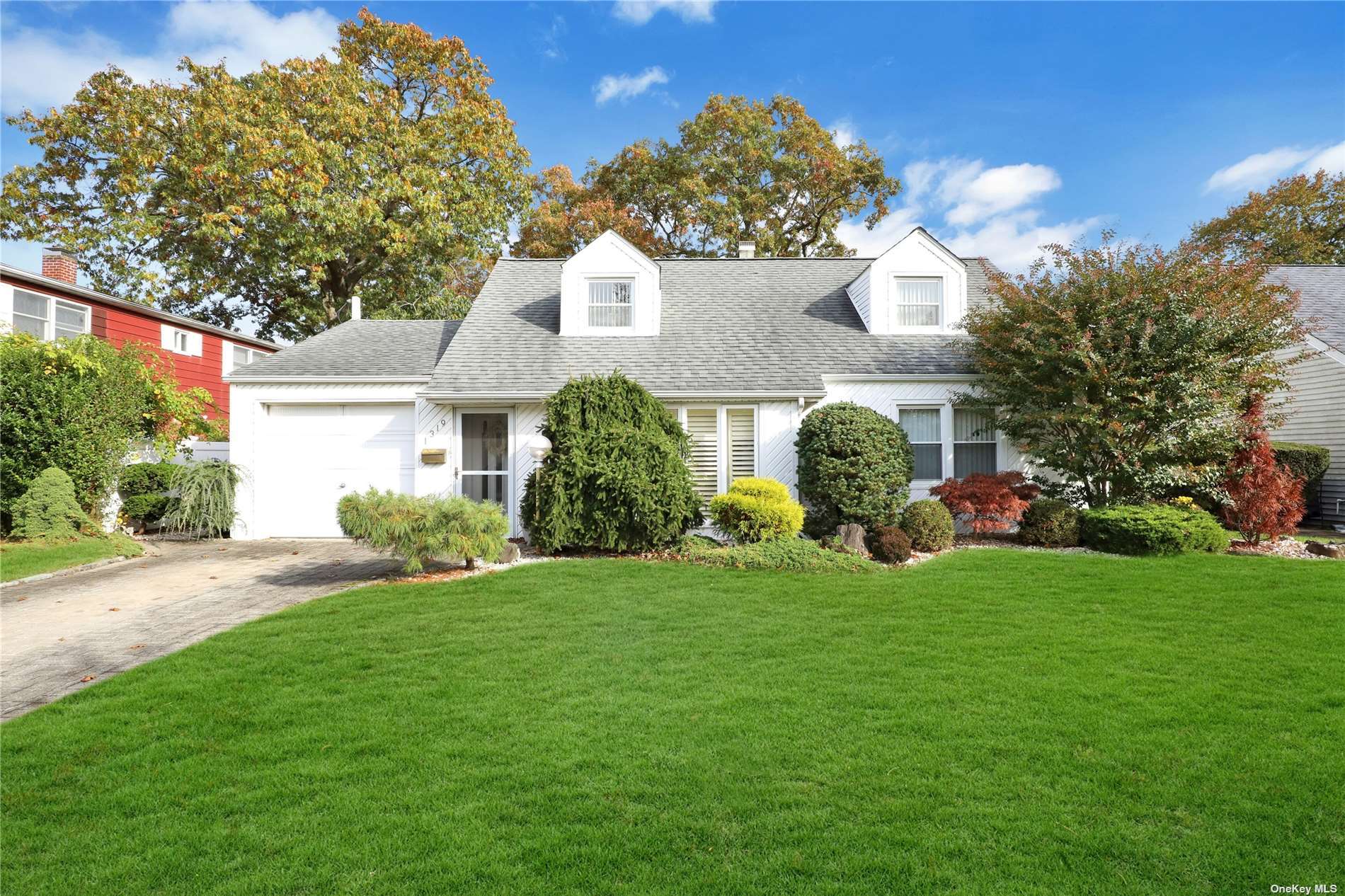 #1 photo, 1319 Harry Lane, Merrick , NY 11566