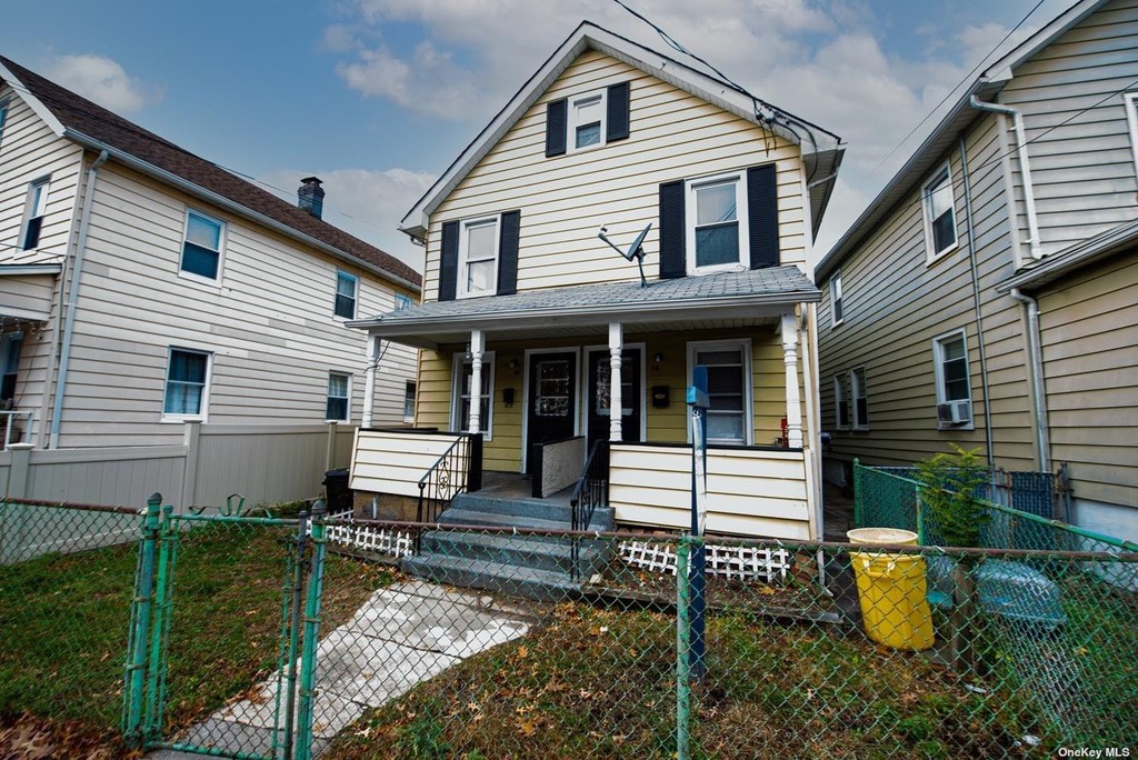 #1 photo, 46-48 Maxwell Avenue, 長島 Oyster Bay , NY 11771