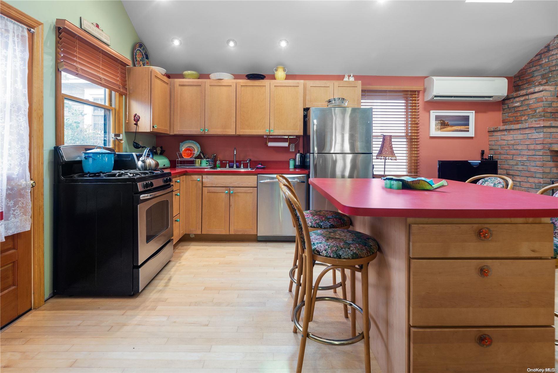 #6 photo, 61 Ocean Road, Ocean Beach , NY 11770