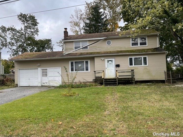 #1 photo, 190 Ava Drive, Bay Shore , NY 11706