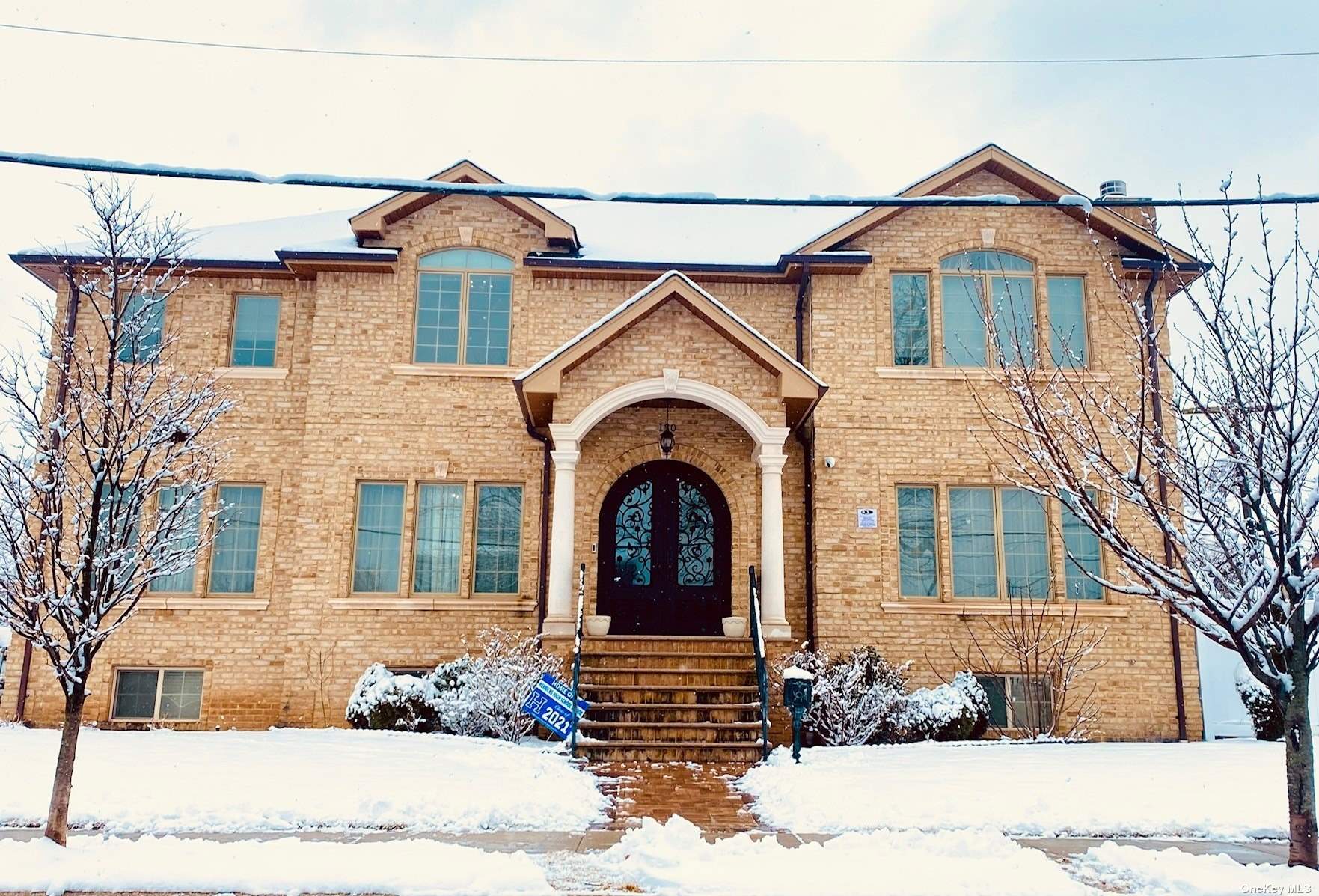 #1 photo, 180 Center Street, Williston Park , NY 11596