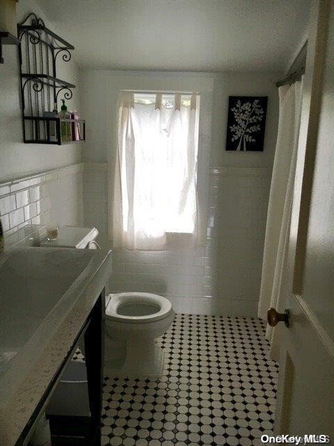 #16 photo, 320 Frigate Rdw, Ocean Beach , NY 11770