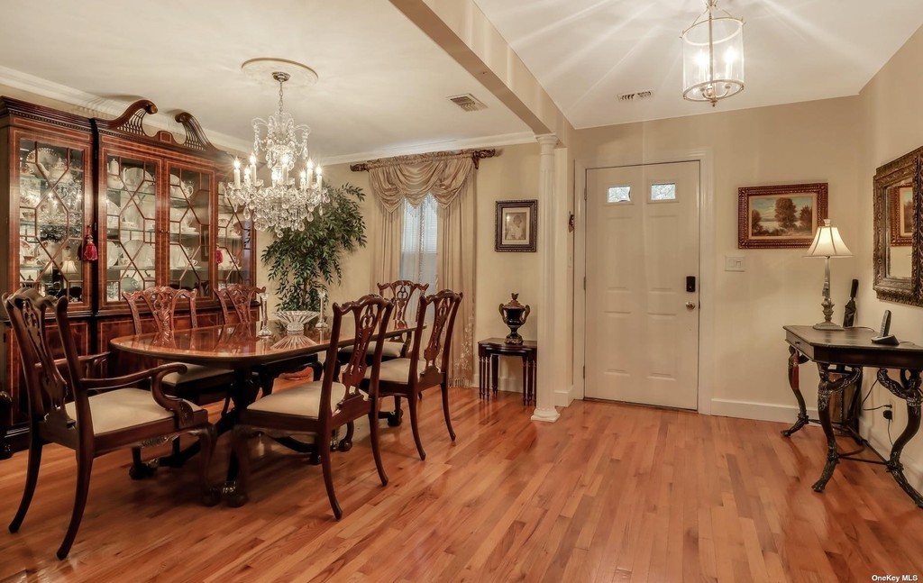 #1 photo, 13 Admirals Drive, Bay Shore , NY 11706