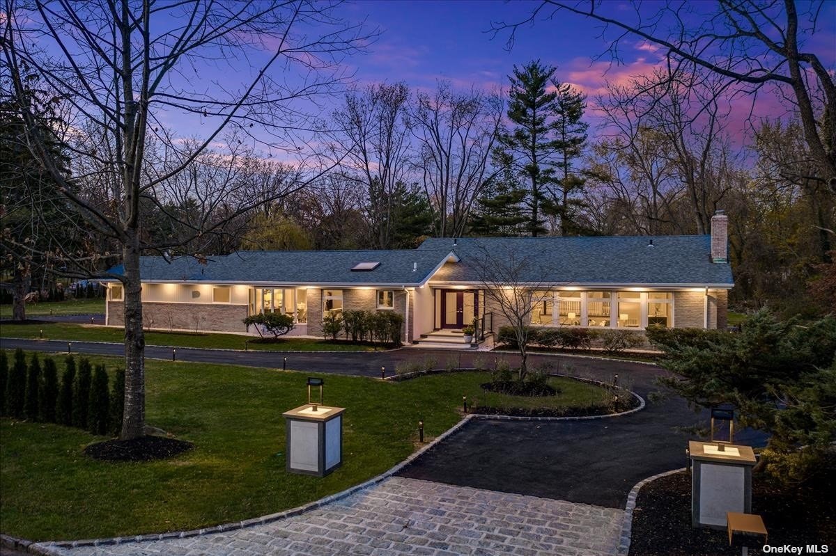 #1 photo, 2 Blue Sea Lane, Great Neck , NY 11024