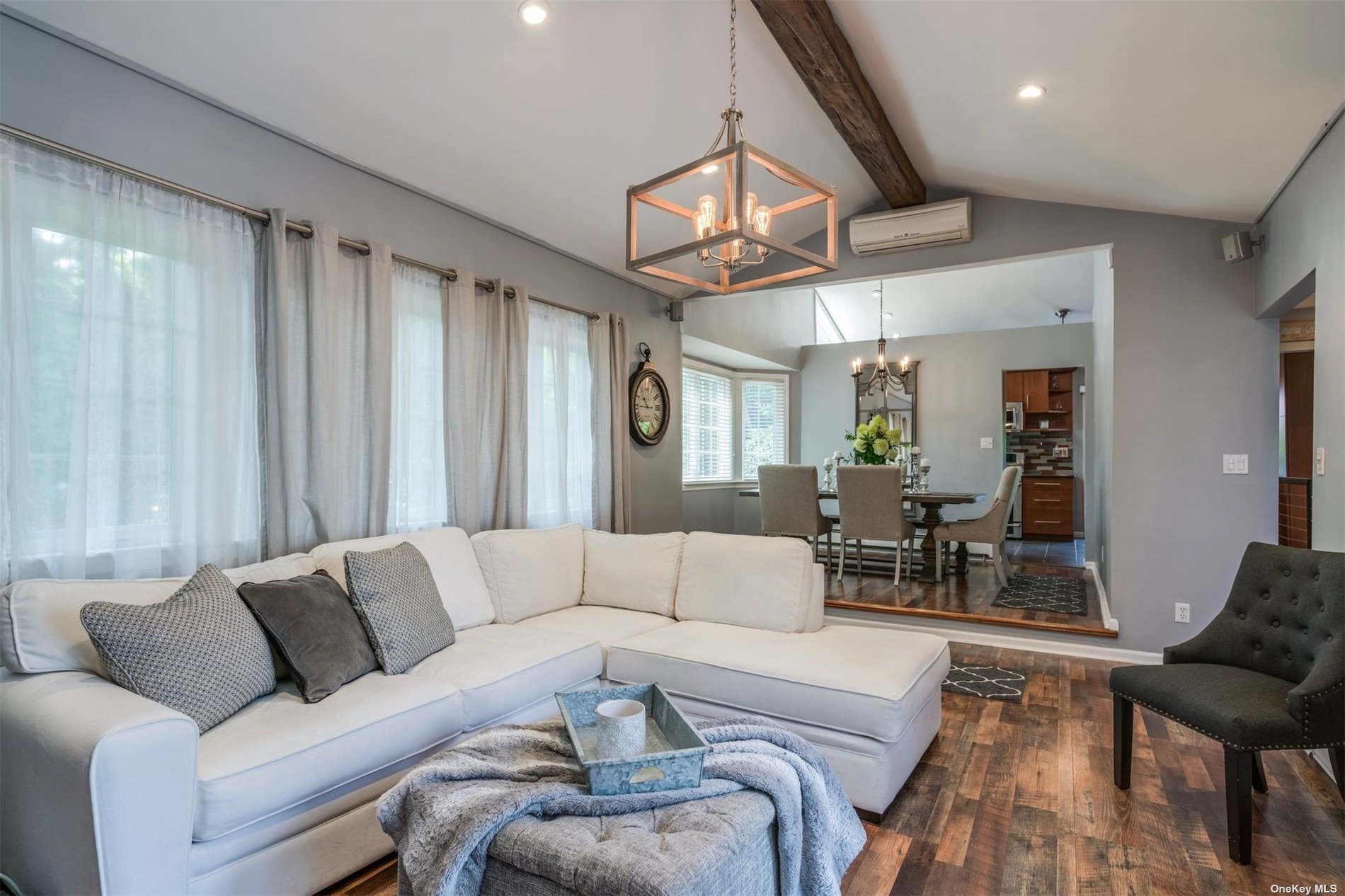 #1 photo, 40 Knight Lane, سوفولك Kings Park , NY 11754