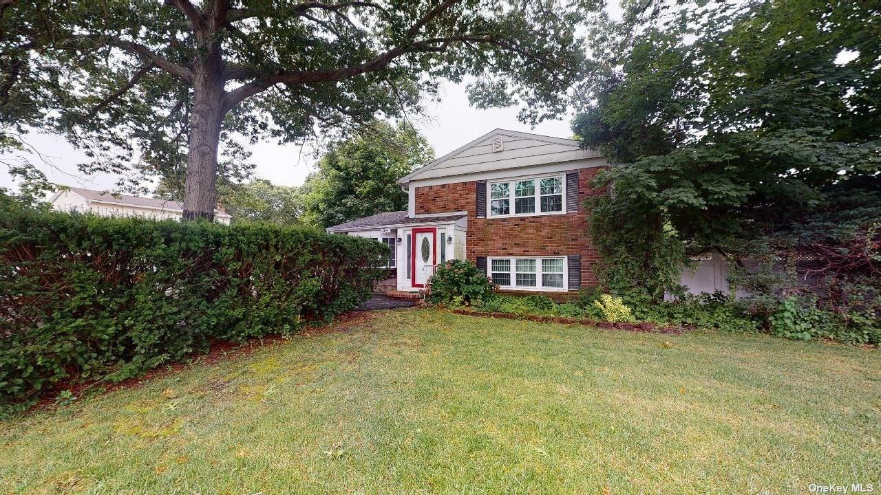 #1 photo, 2 Windham Lane, Ronkonkoma , NY 11779