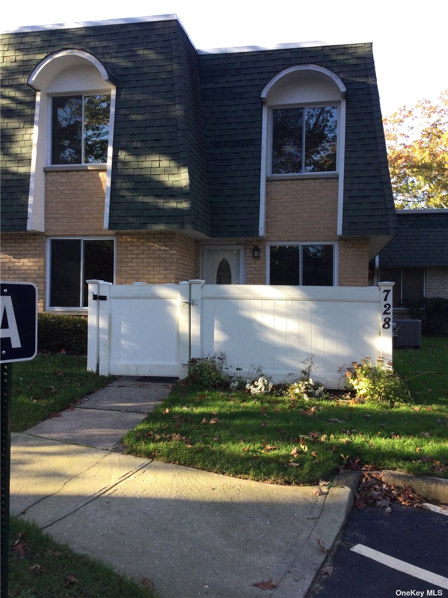 #1 photo, 728 Blue Ridge Drive, Medford , NY 11763