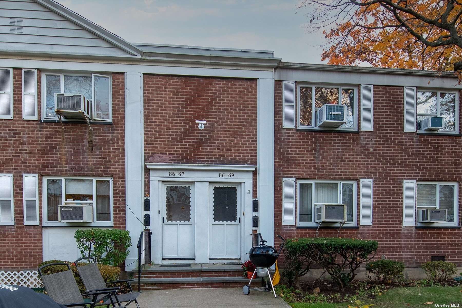 #1 photo, 86-69 Springfield Blvd, 皇后區 Bellerose Manor , NY 11427