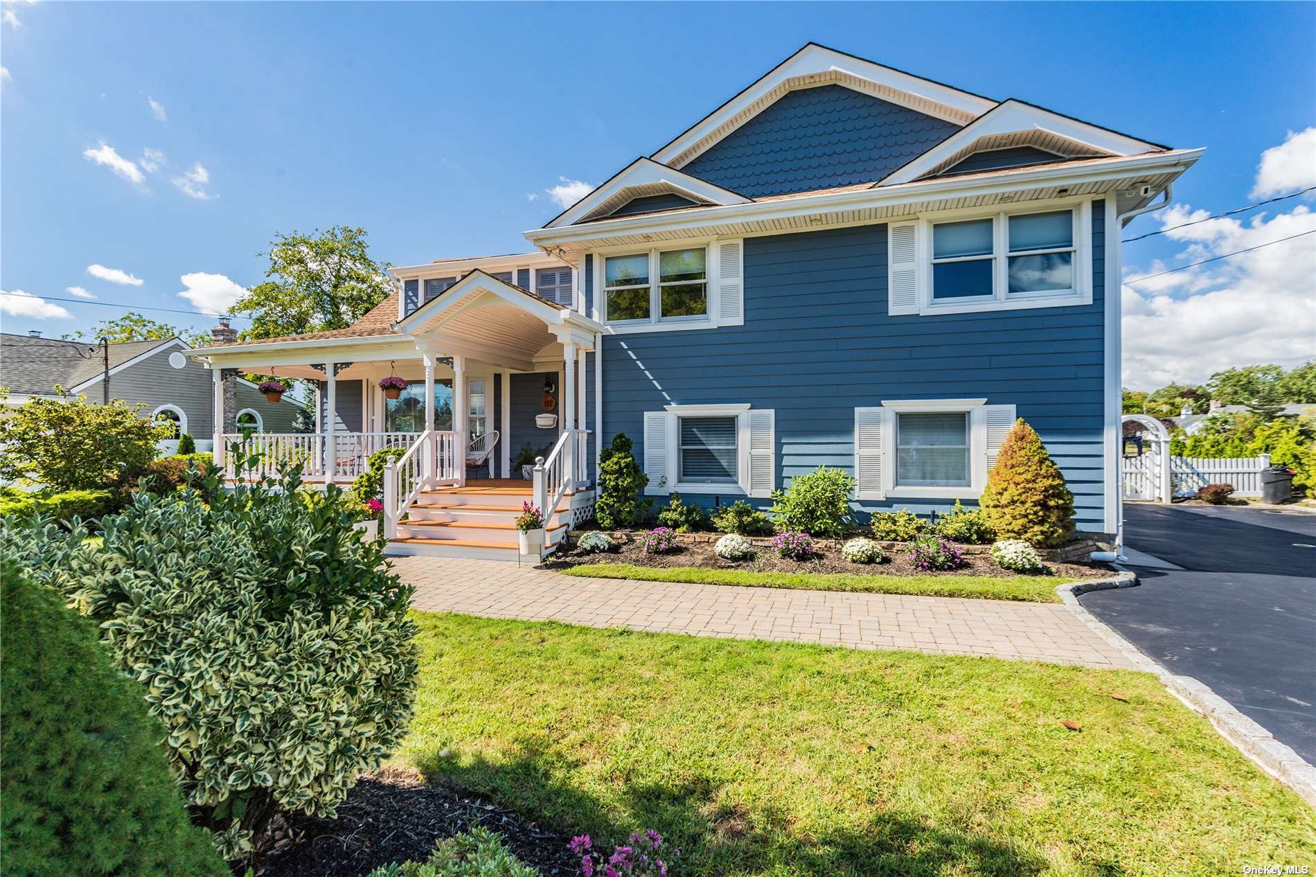 #1 photo, 112 Peninsula Drive, Babylon , NY 11702