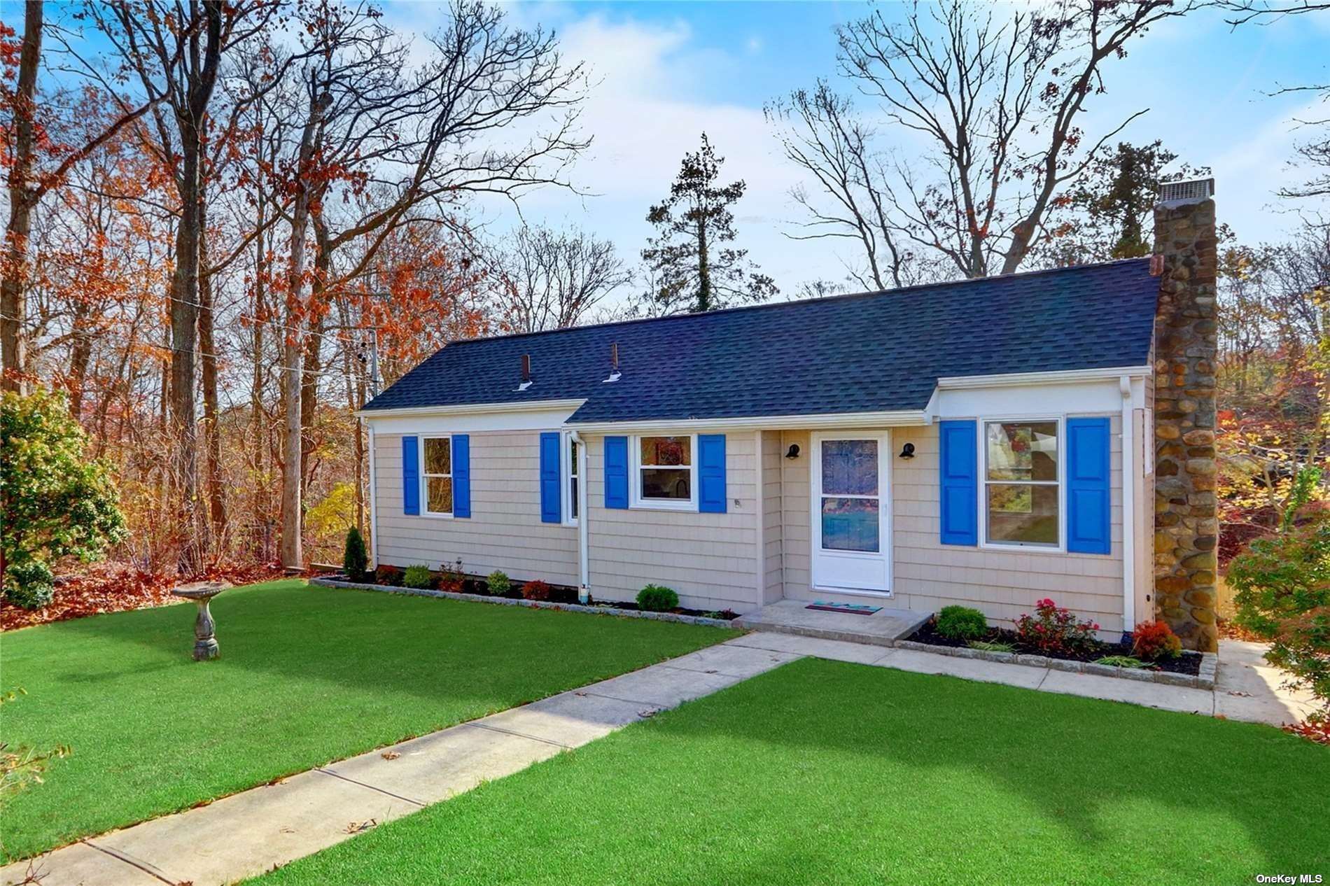 #1 photo, 60 Poseidon Road, سوفولك Rocky Point , NY 11778