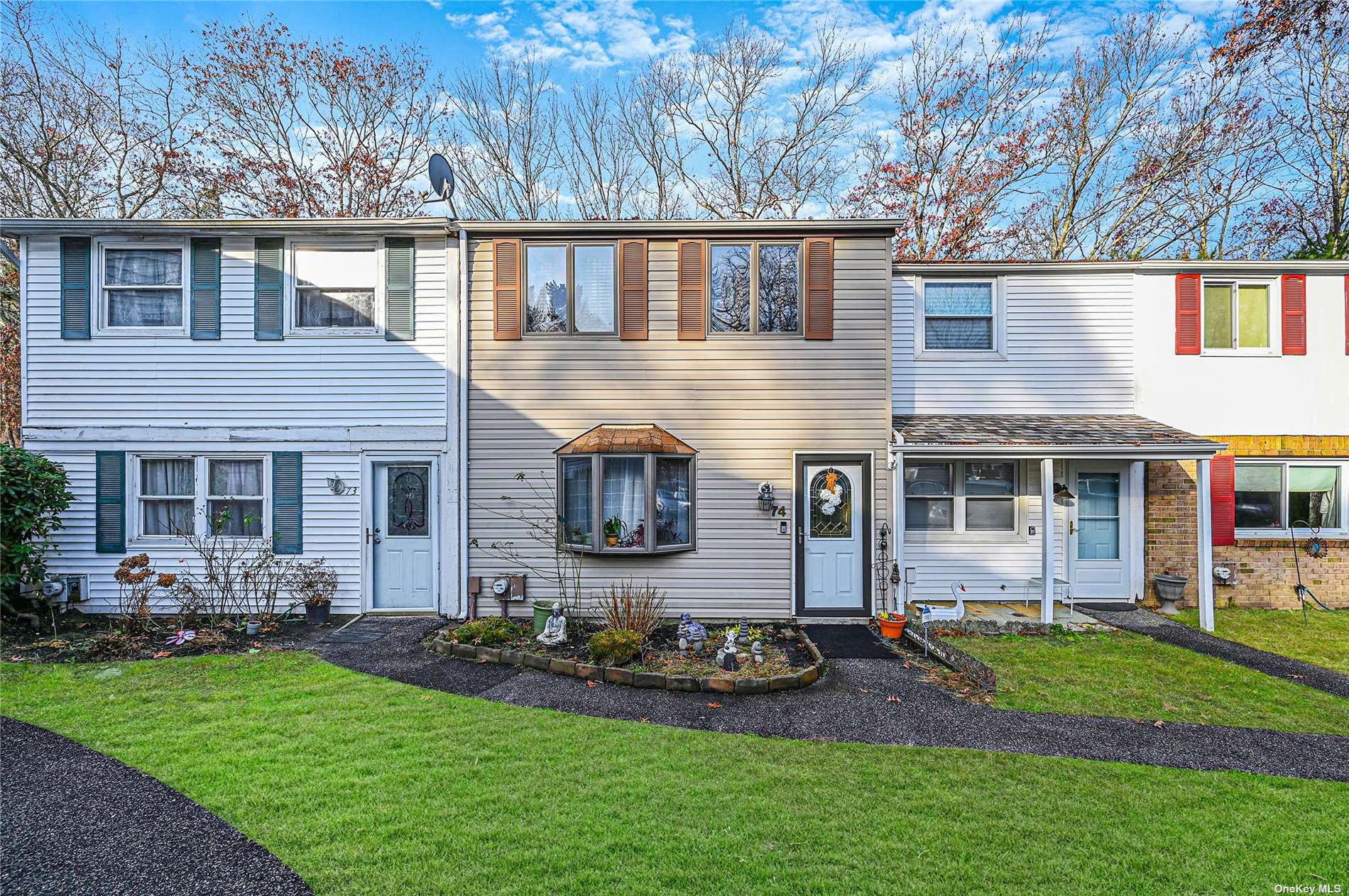 #1 photo, 74 Wooded Court, Calverton , NY 11933