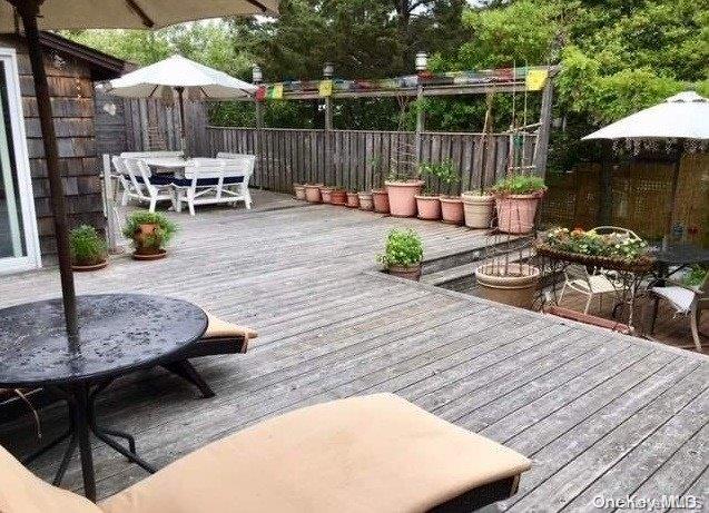 #10 photo, 866 Evergreen Walk, Ocean Beach , NY 11770