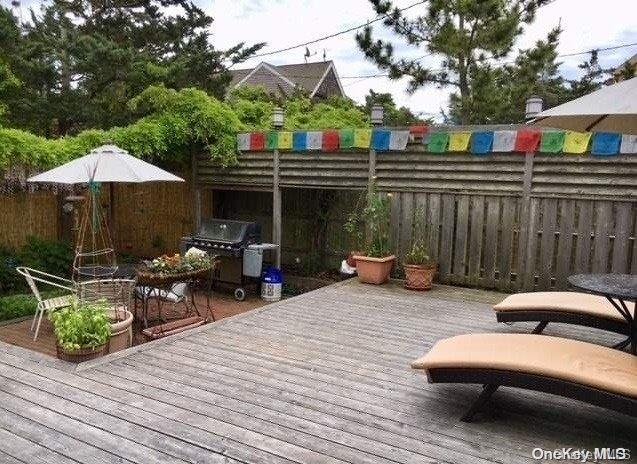 #9 photo, 866 Evergreen Walk, Ocean Beach , NY 11770