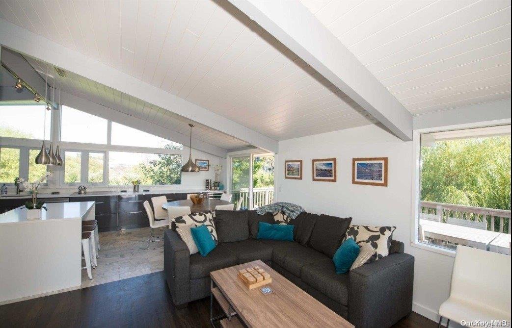 #5 photo, 170 Clipper, Ocean Beach , NY 11770