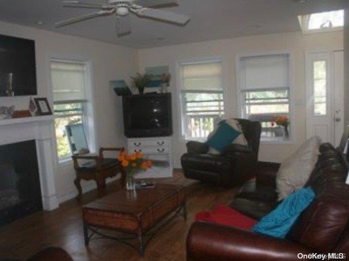 #2 photo, 201 Cottage Walk, Ocean Beach , NY 11770