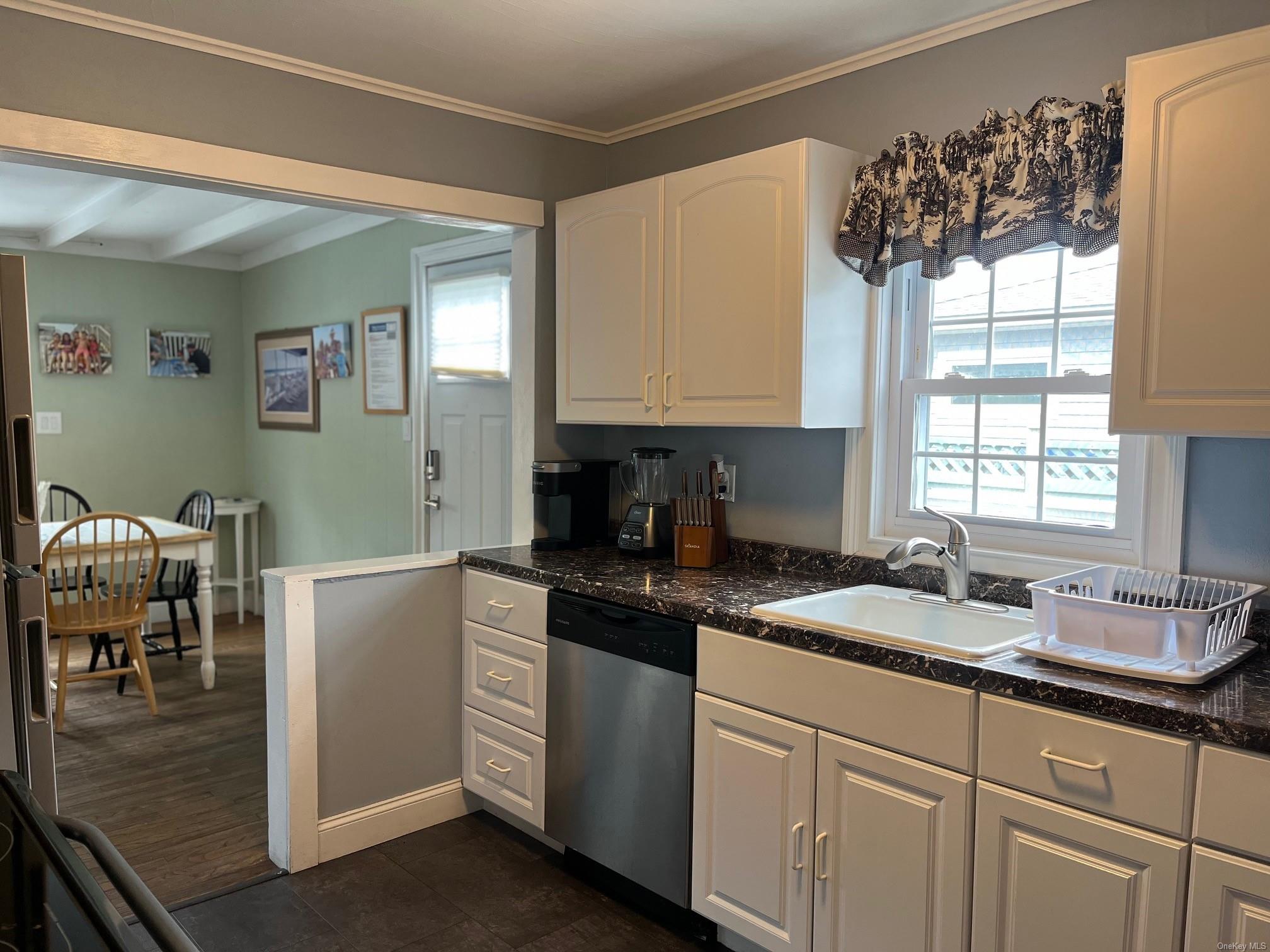 #5 photo, 804 Evergreen Walk, Ocean Beach , NY 11770