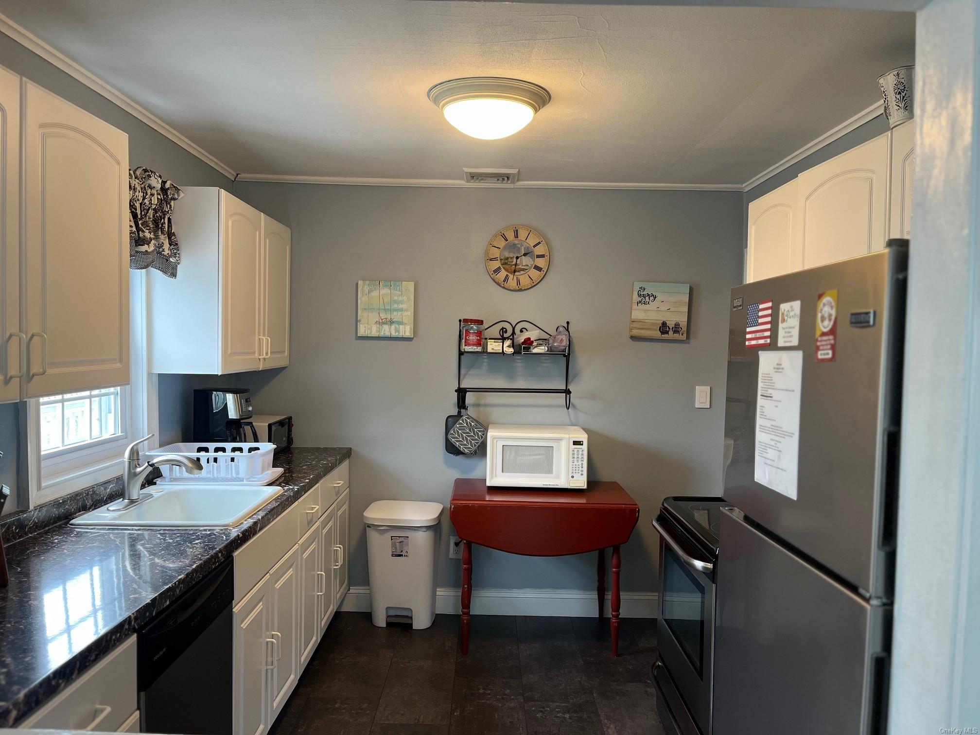 #6 photo, 804 Evergreen Walk, Ocean Beach , NY 11770