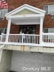 #1 photo, 711 Willis Avenue, Williston Park , NY 11596