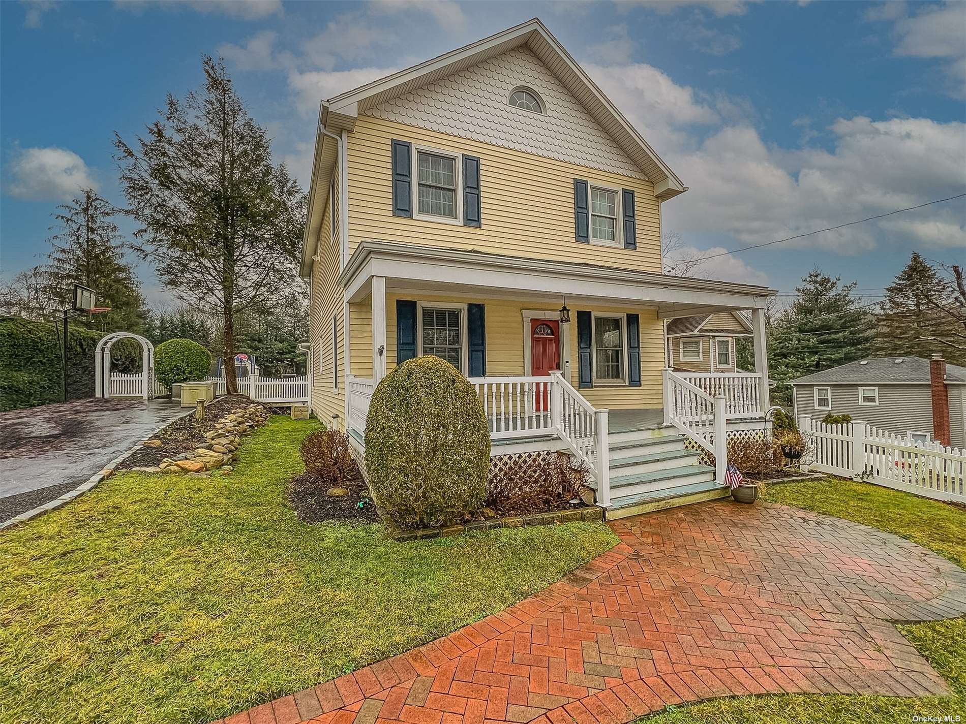 #1 photo, 24 Grove Street, Cold Spring Harbor , NY 11724