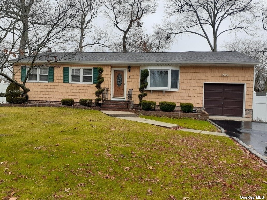 #1 photo, 9 Arlington Road, Lake Ronkonkoma , NY 11779