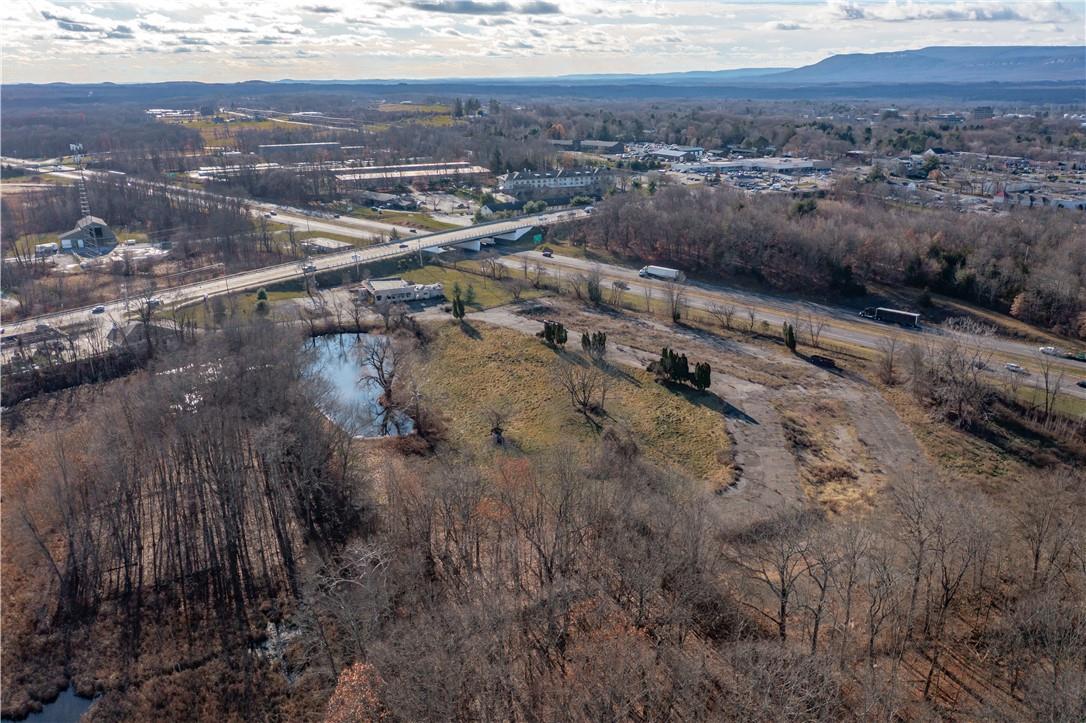 #9 photo, 403 Main Street, New Paltz , NY 12561