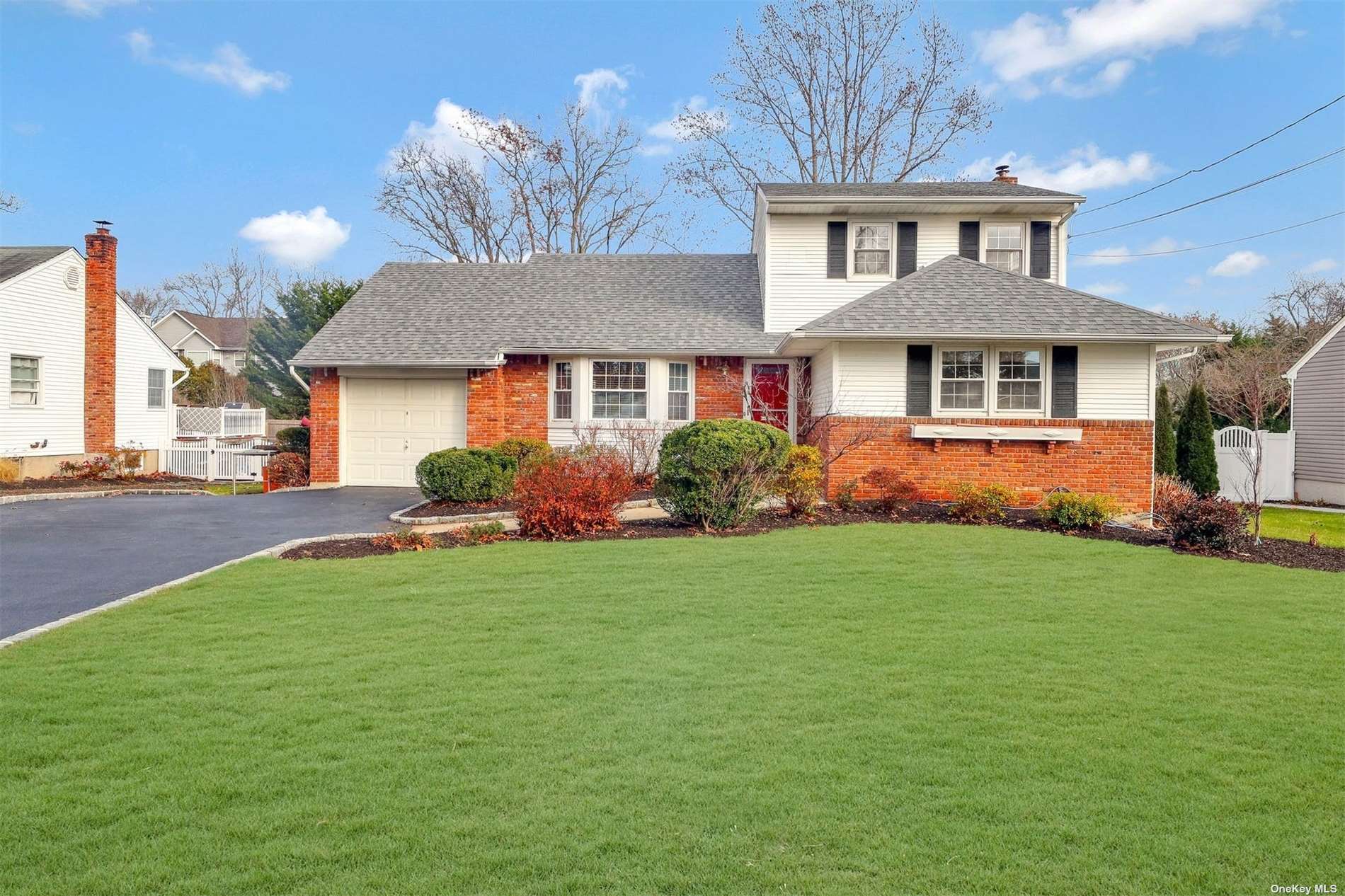 #1 photo, 81 5th Avenue, Kings Park , NY 11754