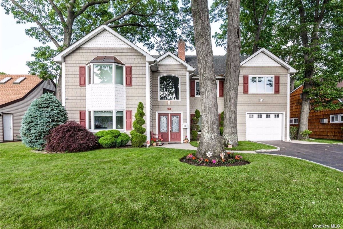 #1 photo, 126 Hewlett Avenue, ナッソー郡 Merrick , NY 11566