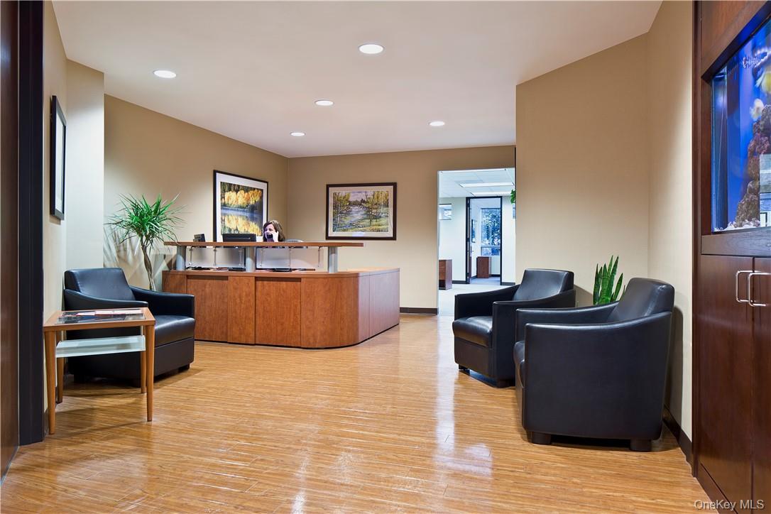 #2 photo, 500 Mamaroneck Avenue, Harrison , NY 10528