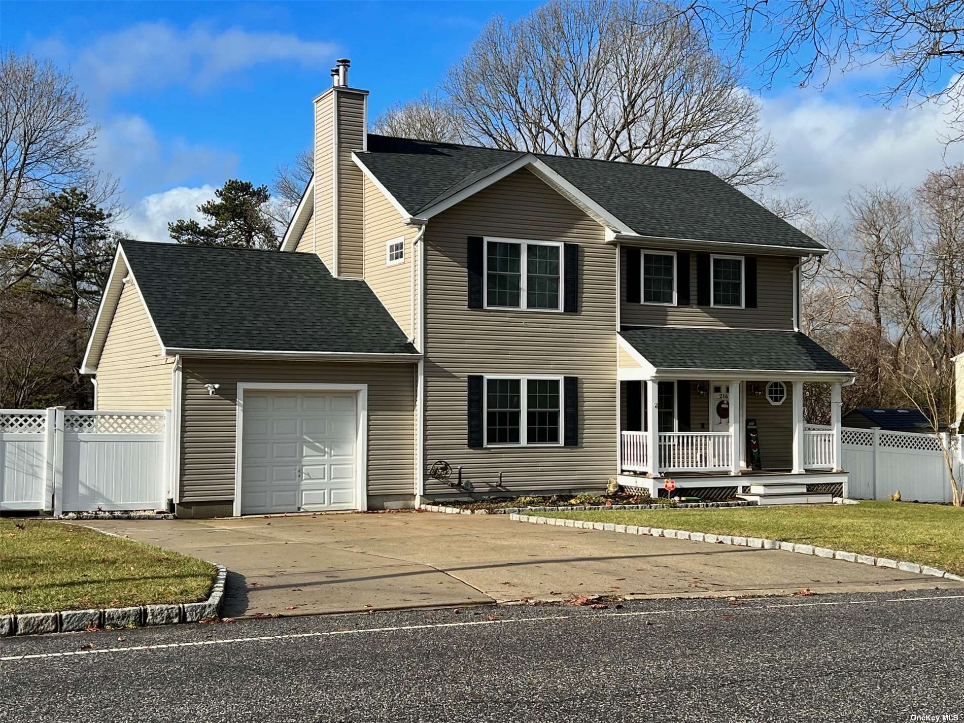 #1 photo, 216 Hudson Avenue, Lake Grove , NY 11755
