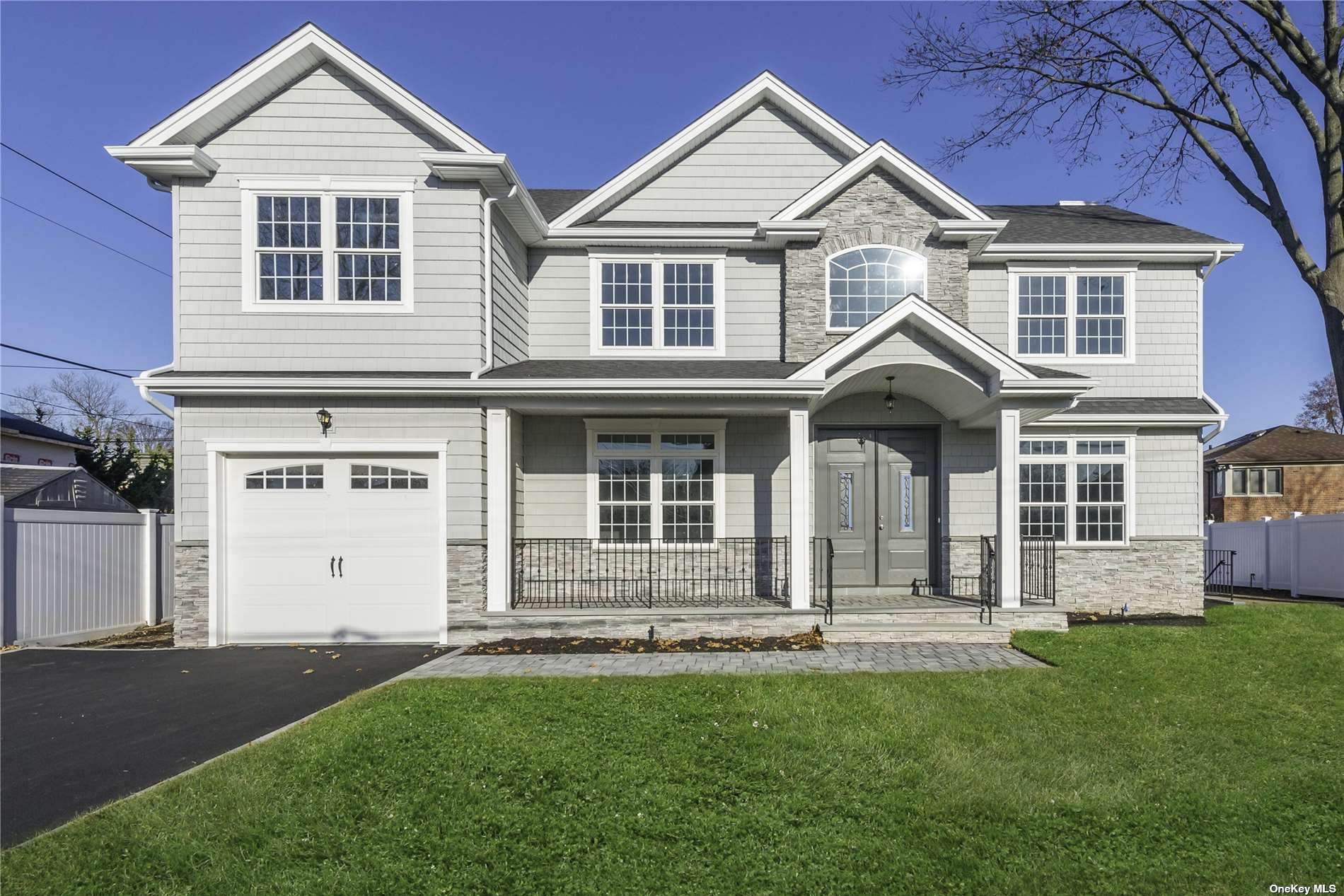 #1 photo, 1961 Ashley Place, 長島 西布雷 Westbury , NY 11590