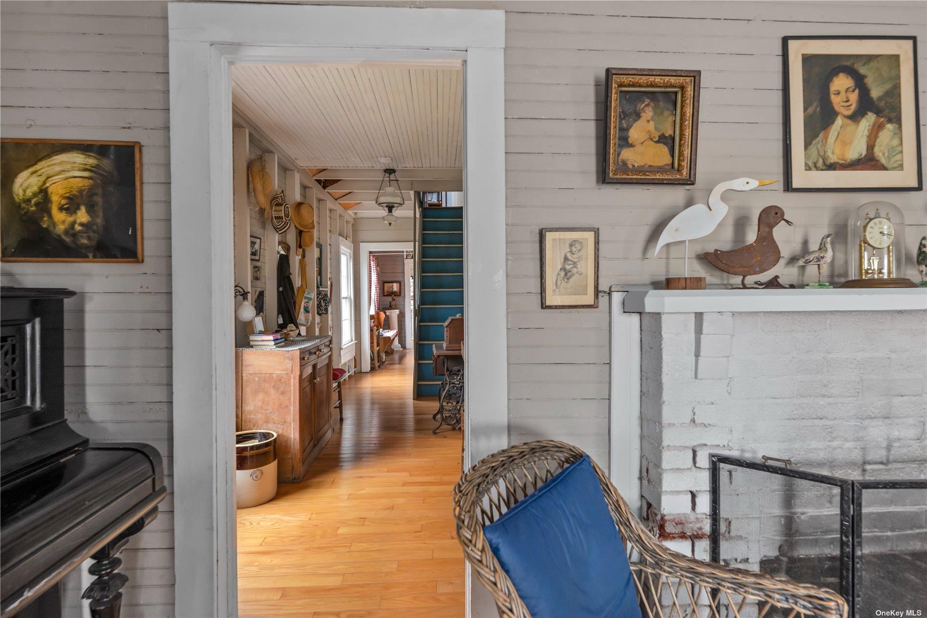 #4 photo, 20 Ocean Road, Ocean Beach , NY 11770