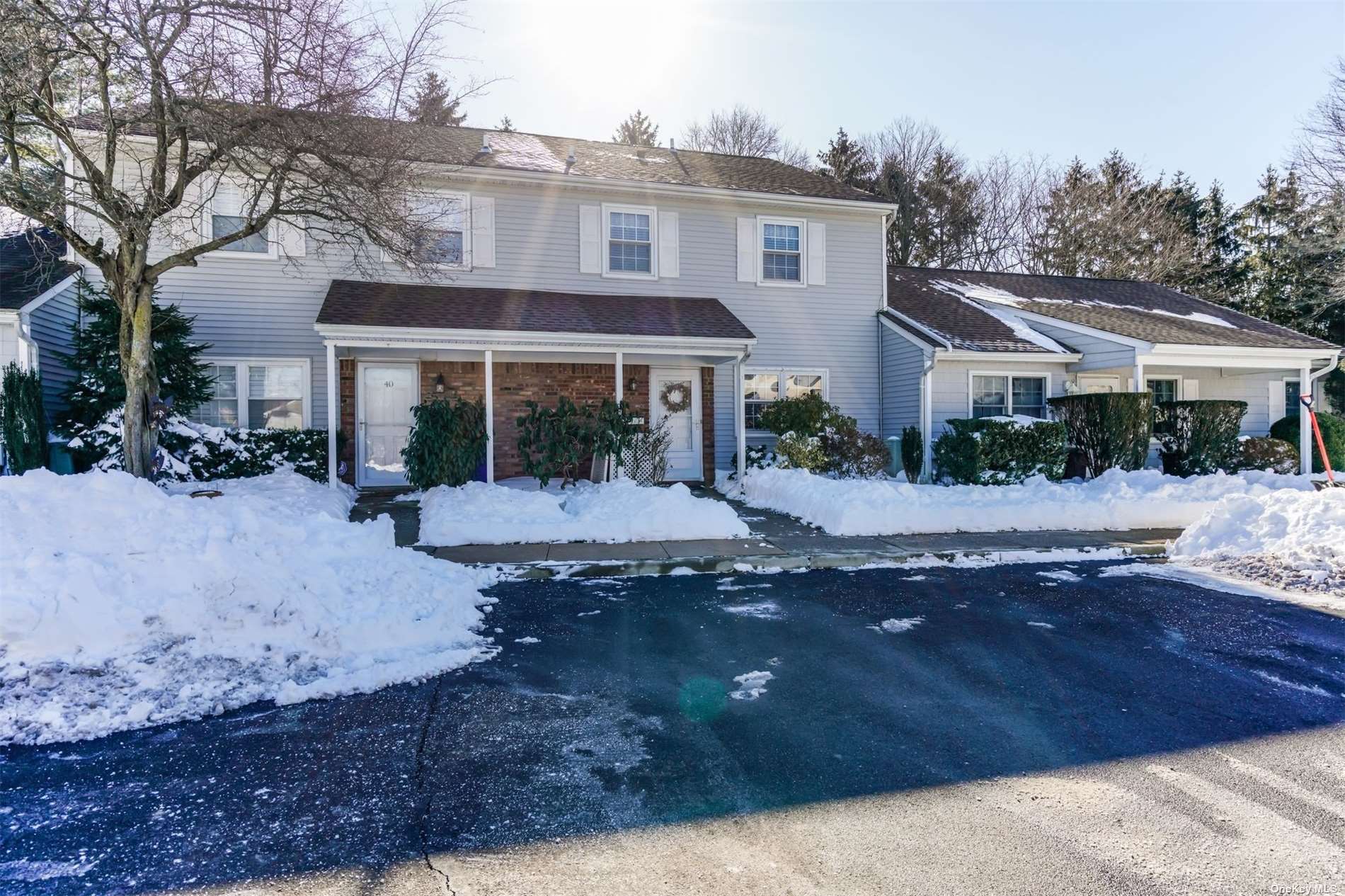 #1 photo, 41 Blacksmith Court, サフォーク郡 Huntington Station , NY 11746