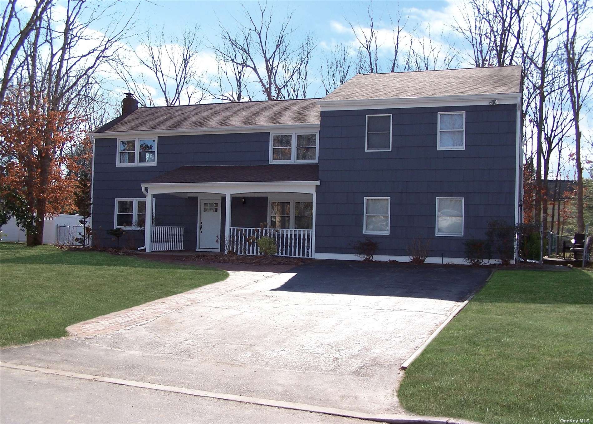 #1 photo, 18 Stratton Lane, Stony Brook , NY 11790