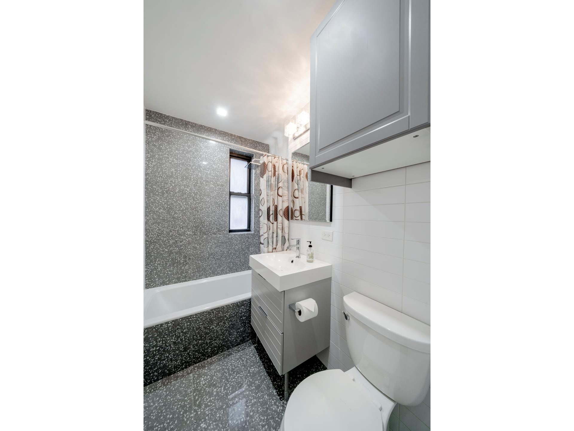 #9 photo, 505 E 82ND ST, 曼哈頓 上东城 Yorkville , NY 10028