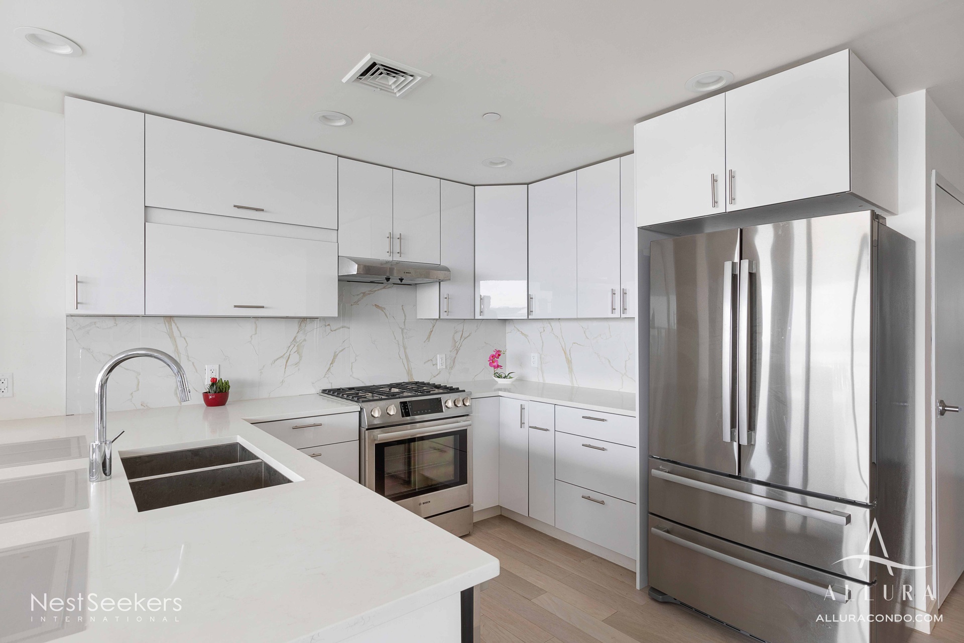 #3 photo, 109-9 15th Avenue, 皇后区 大学点 Queens , New York 11356