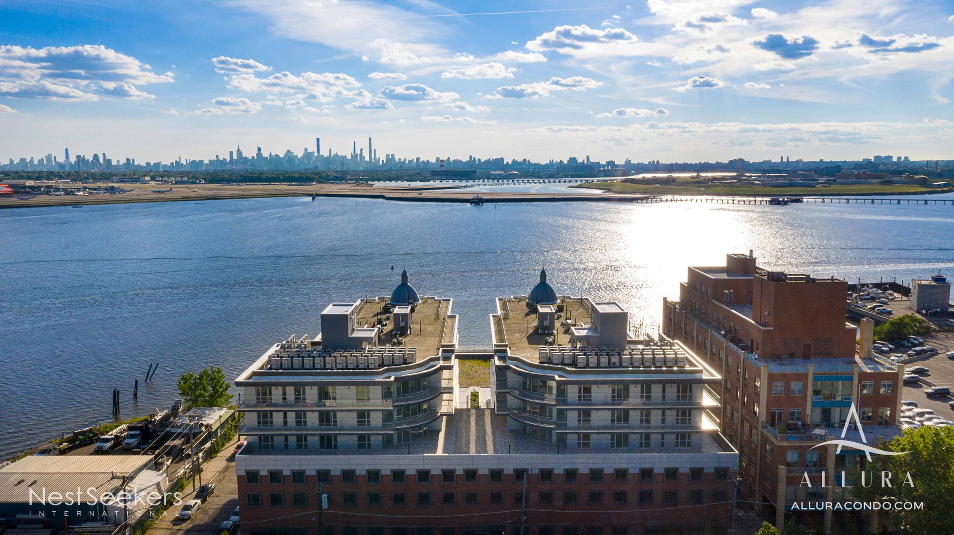 #5 photo, 109-9 15th Avenue, 皇后区 大学点 Queens , New York 11356