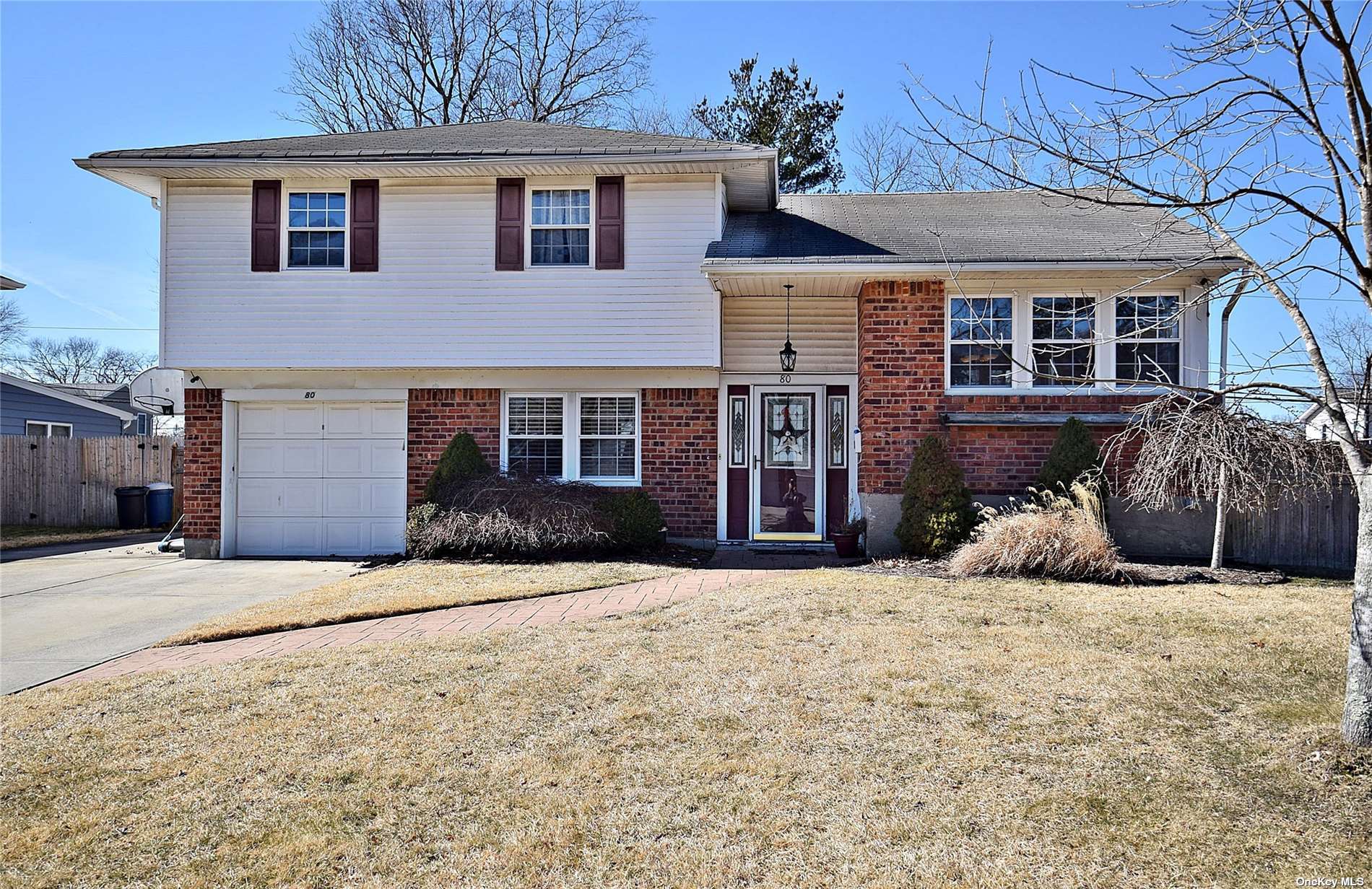 #1 photo, 80 Marilynn Street, サフォーク郡 East Islip , NY 11730