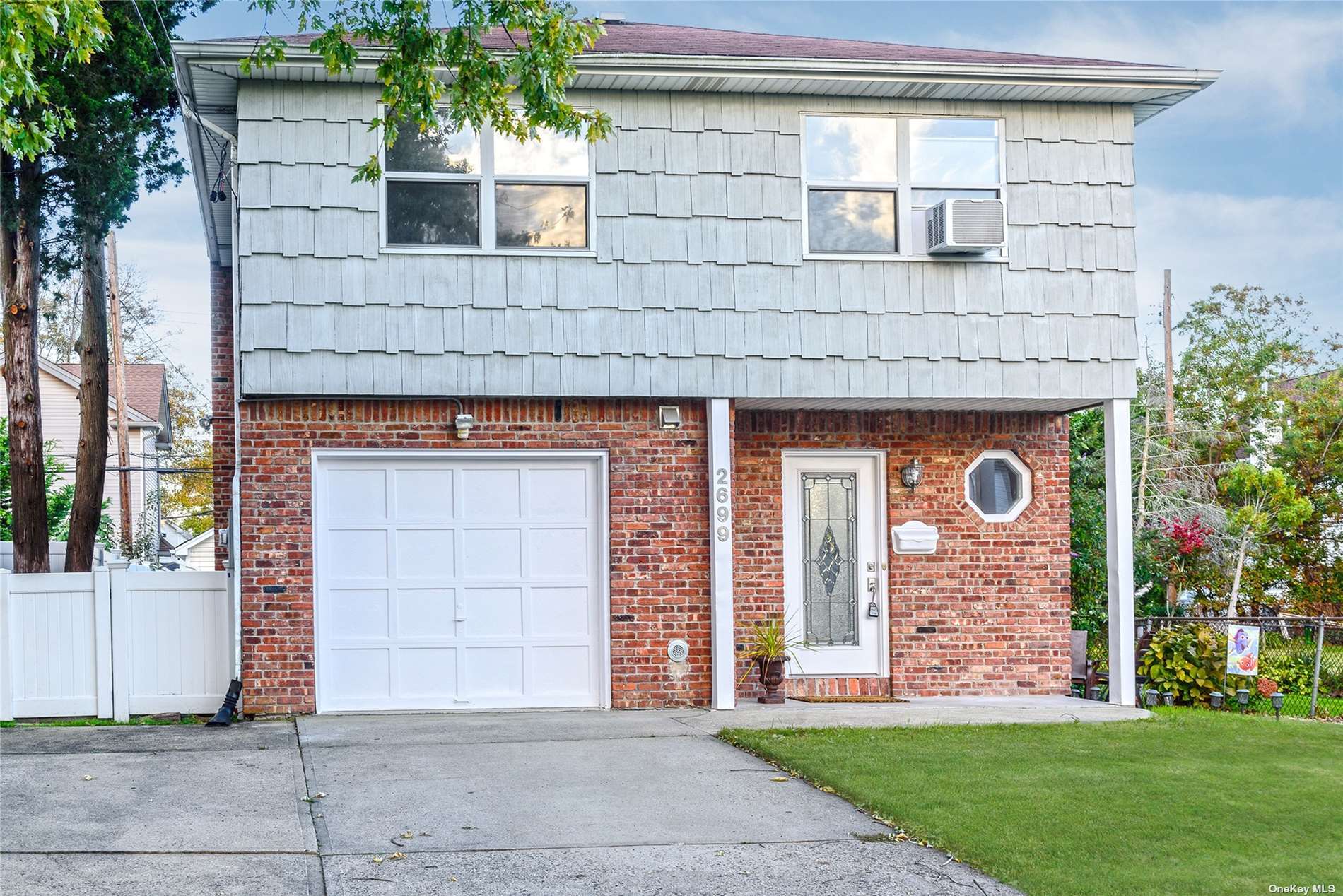 #1 photo, 2699 Colonial Avenue, Merrick , NY 11566