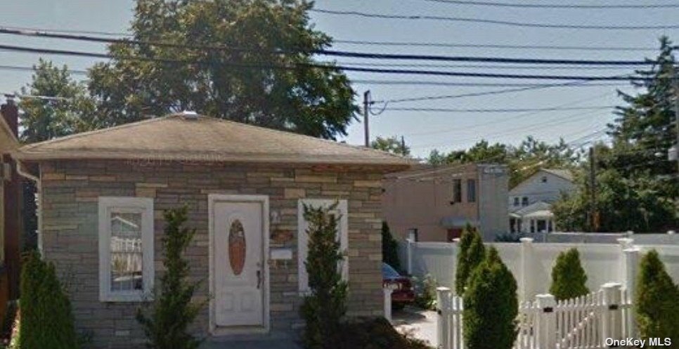 #1 photo, 1315 L Street, 长岛 Elmont , NY 11003