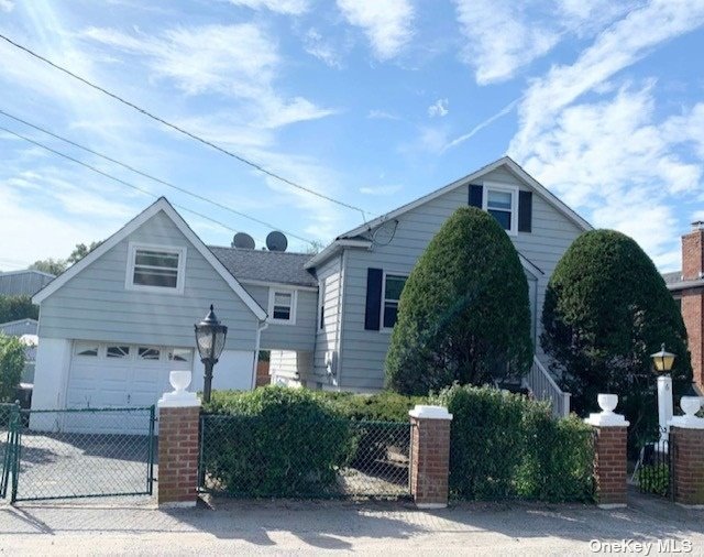 #1 photo, 6 August Avenue, Bayville , NY 11709