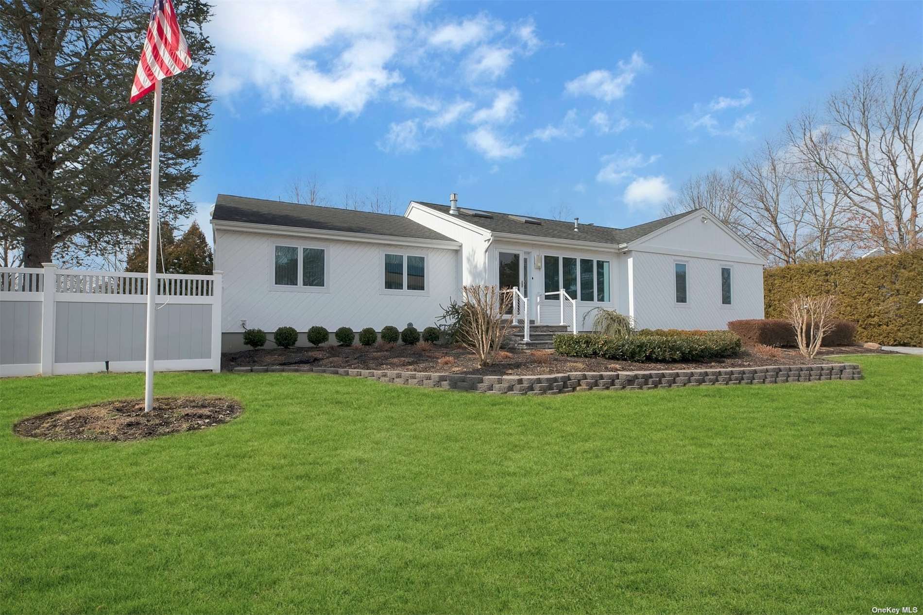 #1 photo, 338 Parkside Avenue, Miller Place , NY 11764