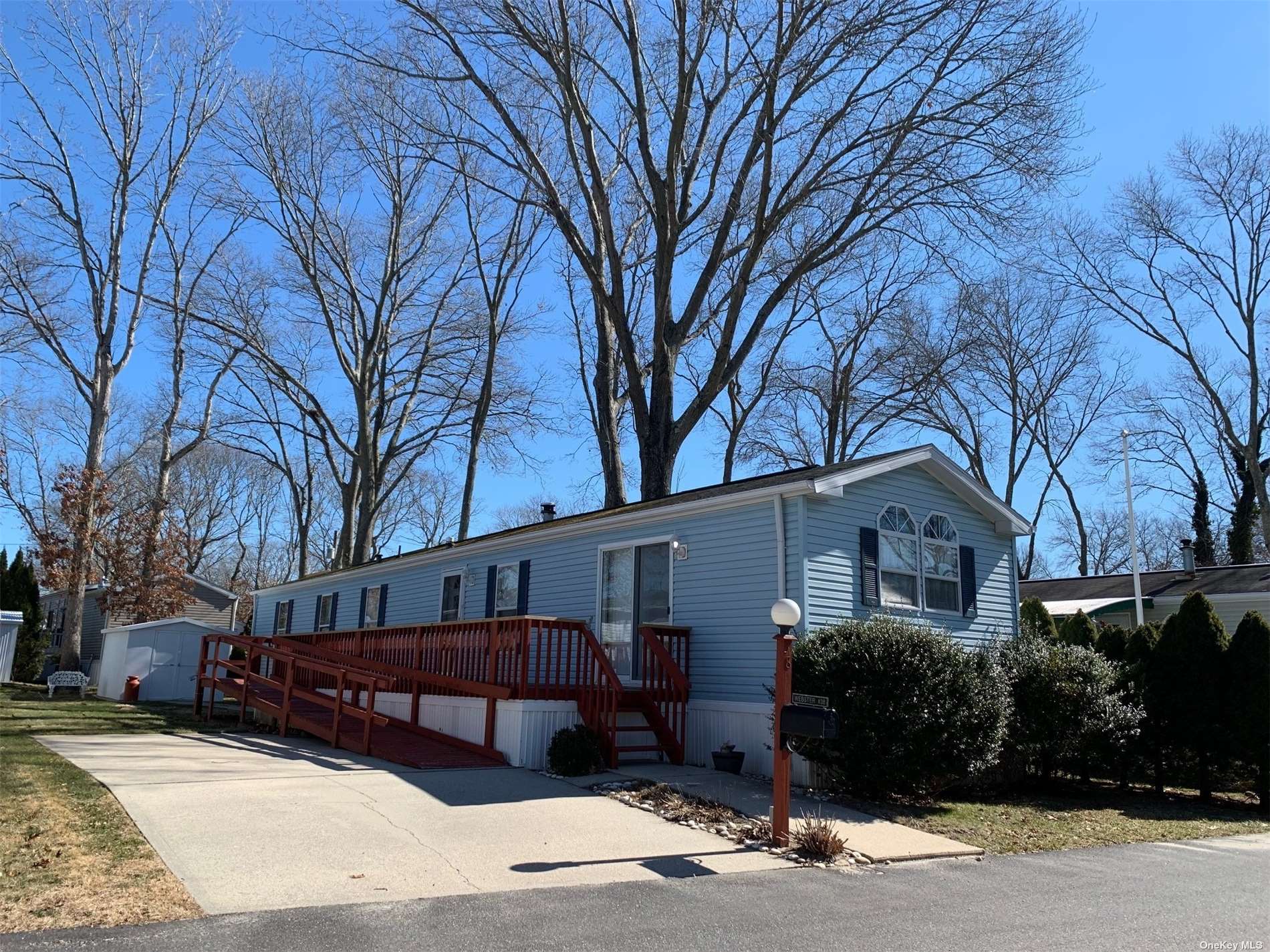 #1 photo, 1661-38 Old Country Road, Riverhead , NY 11901